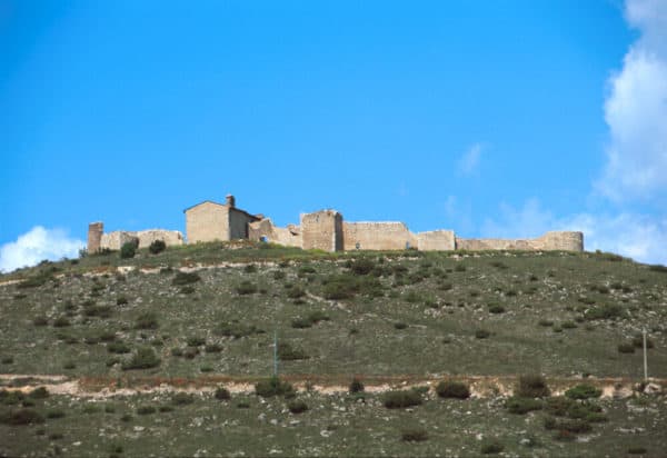 Sant Eusanio Forconese(AQ), il castello medievale